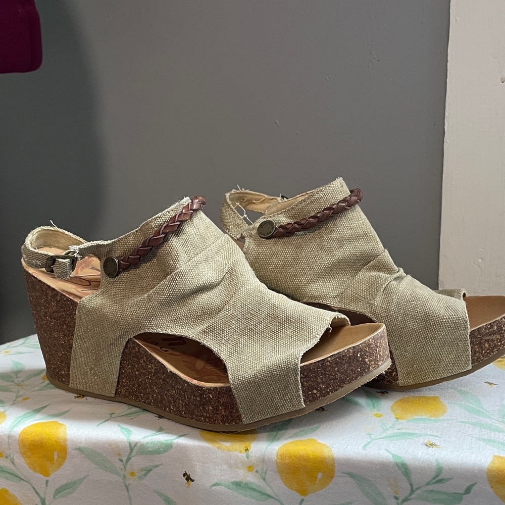 Blowfish Beige and Brown Wedge Sandals